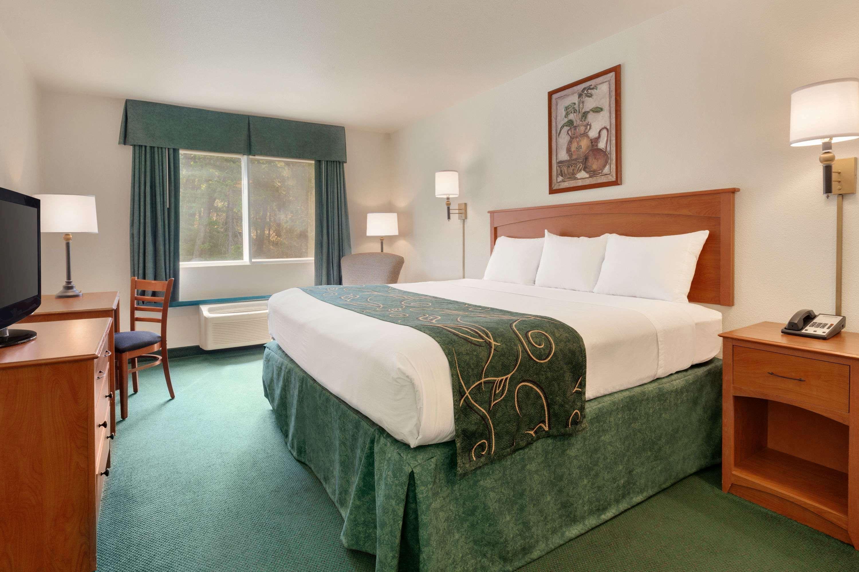 Travelodge By Wyndham Dunsmuir Εξωτερικό φωτογραφία